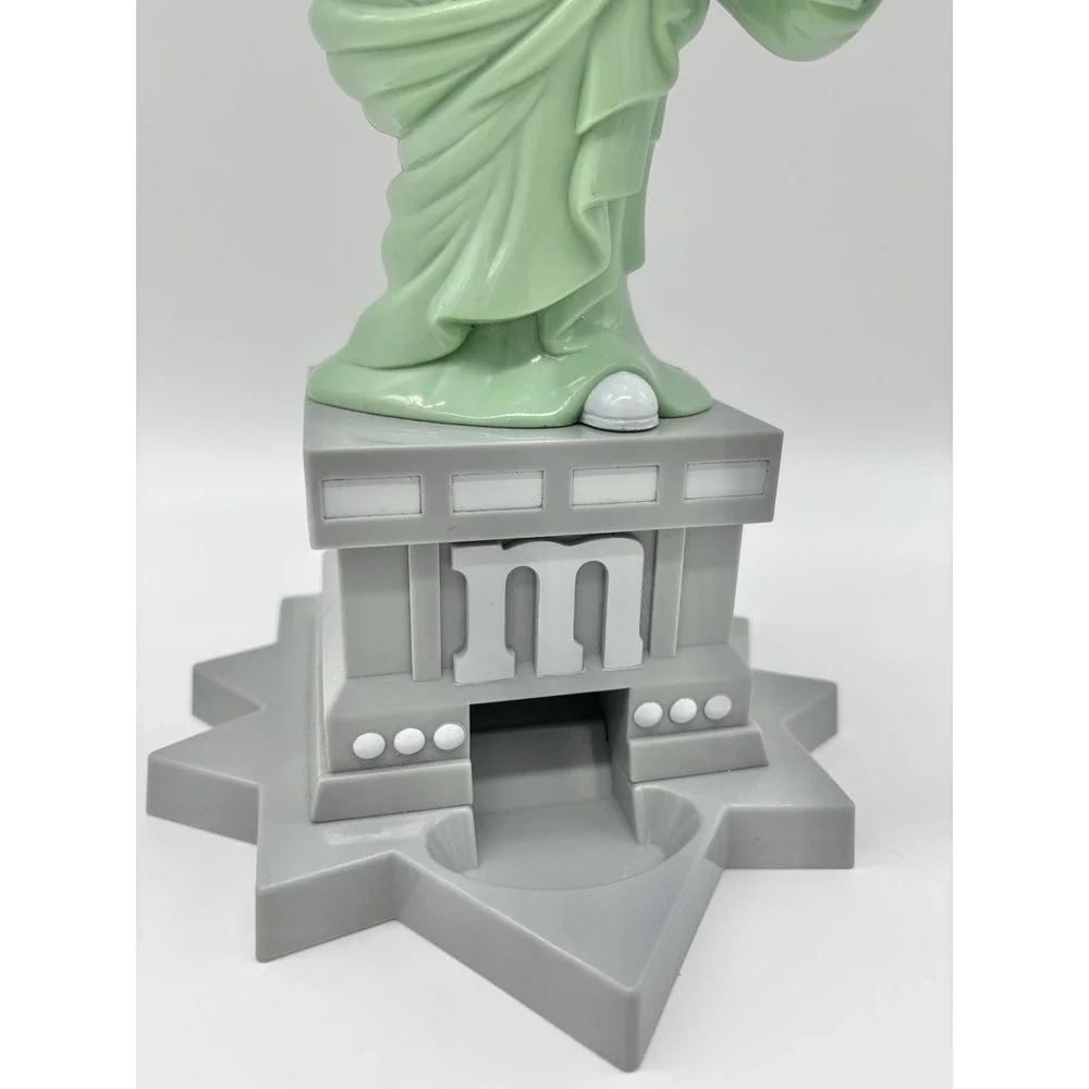 M's‎ Statue of Liberty Candy Dispenser Green Mars Inc Works